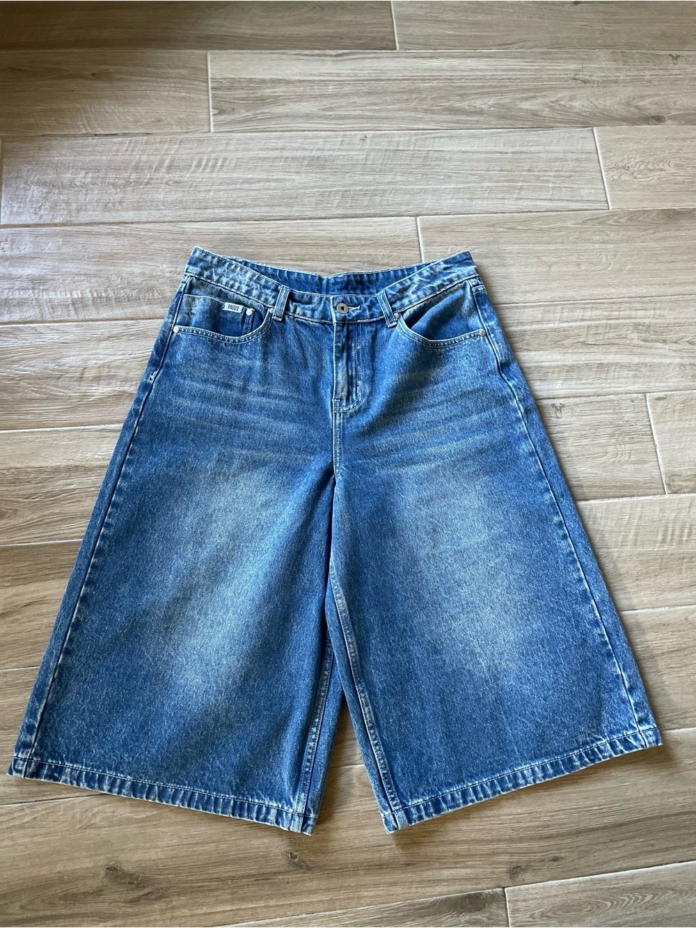The Ragged Priest Wide-Leg Denim Culottes in Medium Blue Wash